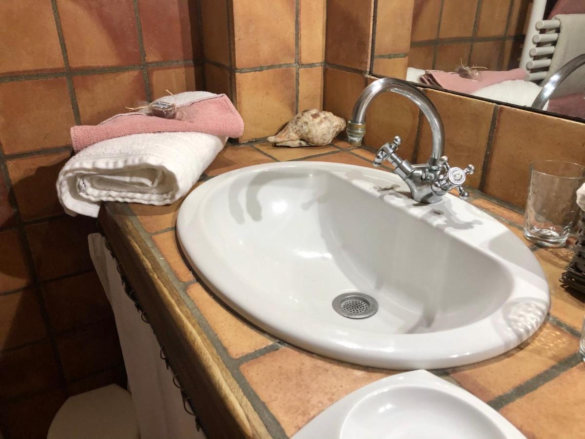 Mas Du Pont De Laute Holiday home Le Cailar